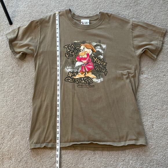 Vintage Walt Disney World Grumpy Short Sleeve Graphic Tee Sz Large 90s Y2K - Picture 5 of 5